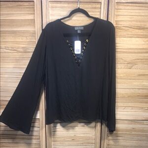 Forever 21 New With Tags Black V-Neck Women's Top Shoe Sting Lace Up Size 2X